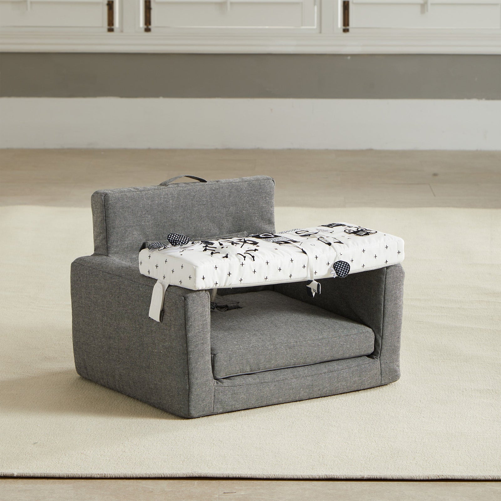 Happy Days Square Activity Chair