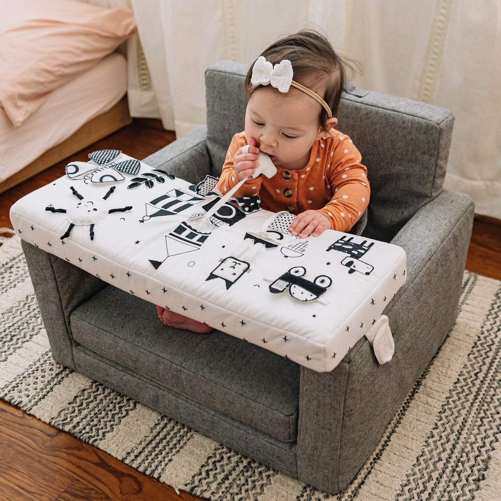 Happy Days Square Activity Chair