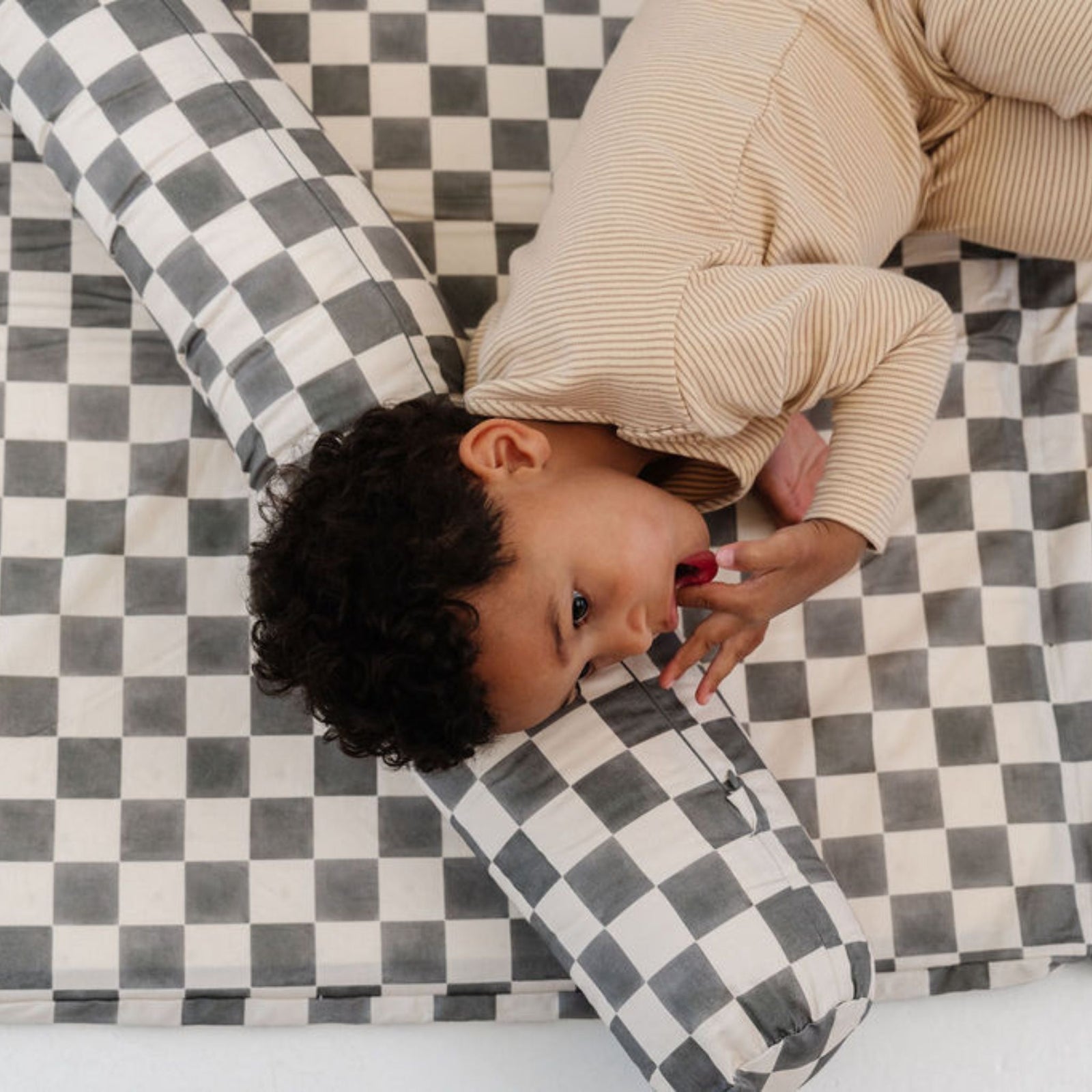 Toki Kids x Project Nursery Checker Padded Play Mat - Pepper