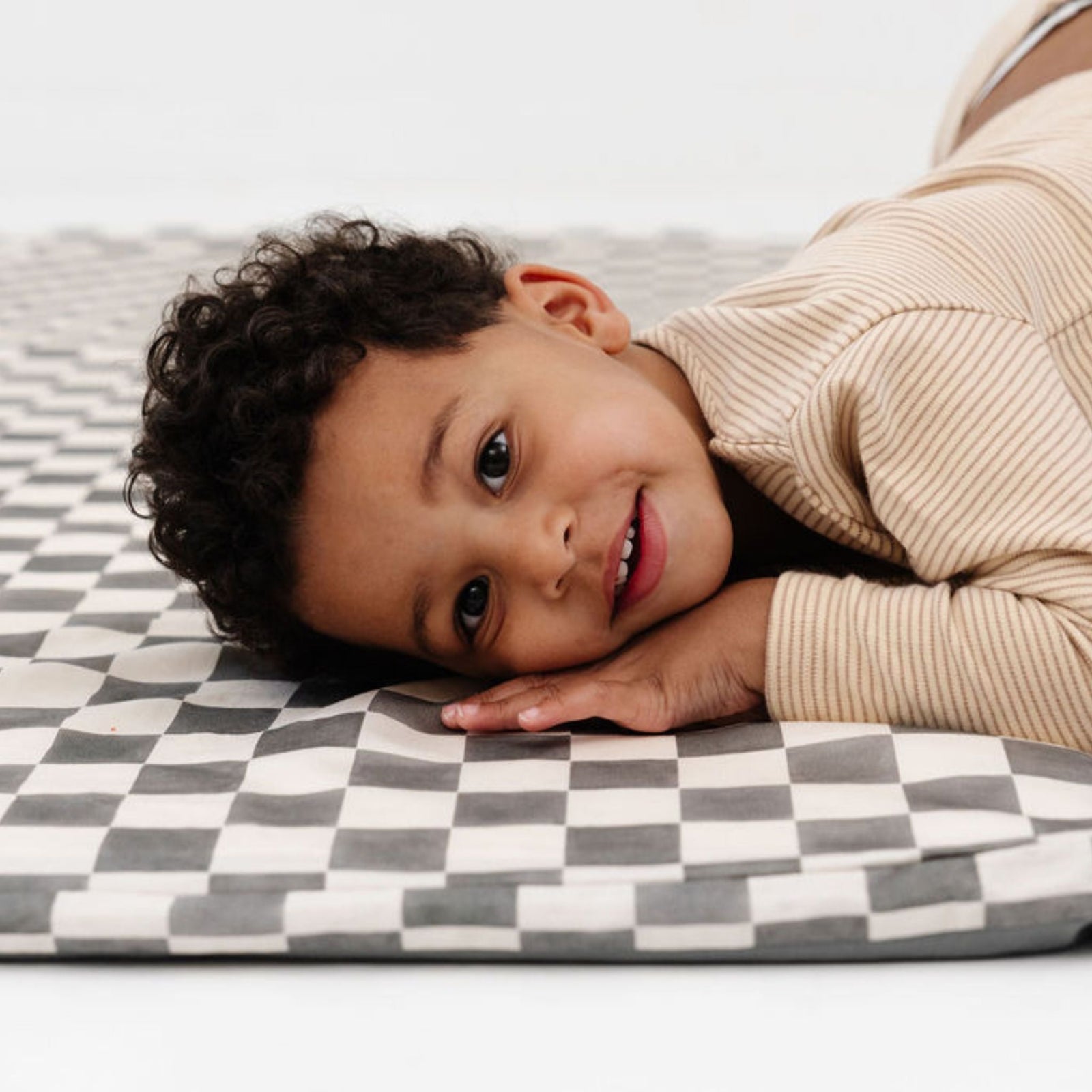 Toki Kids x Project Nursery Checker Padded Play Mat - Pepper