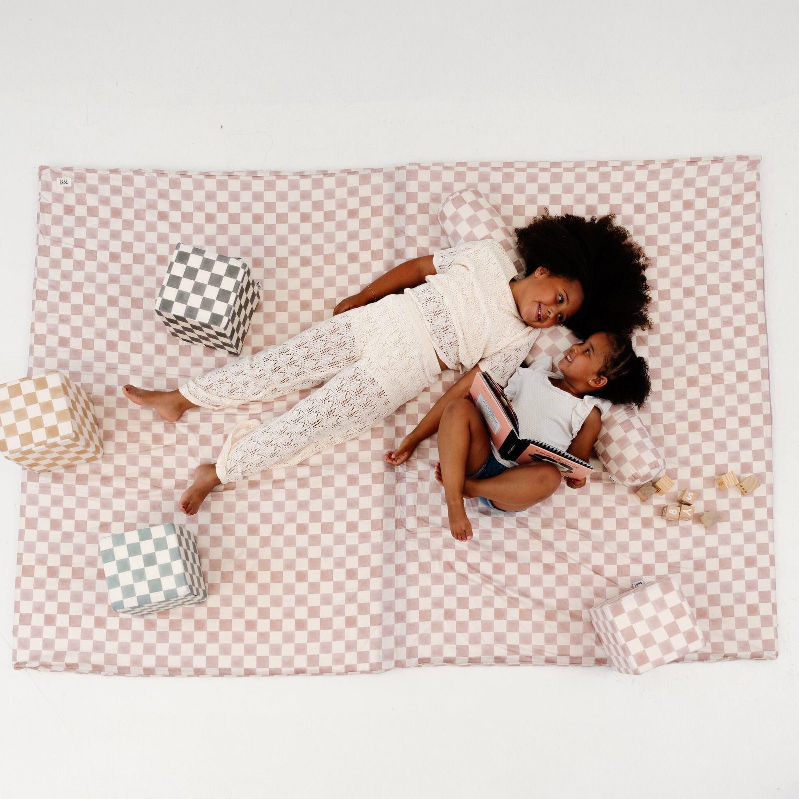 Toki Kids x Project Nursery Checker Padded Play Mat - Gumdrop