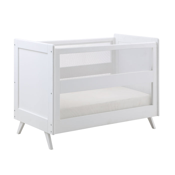 Breathable™ Mesh 3-in-1 Convertible Crib - White