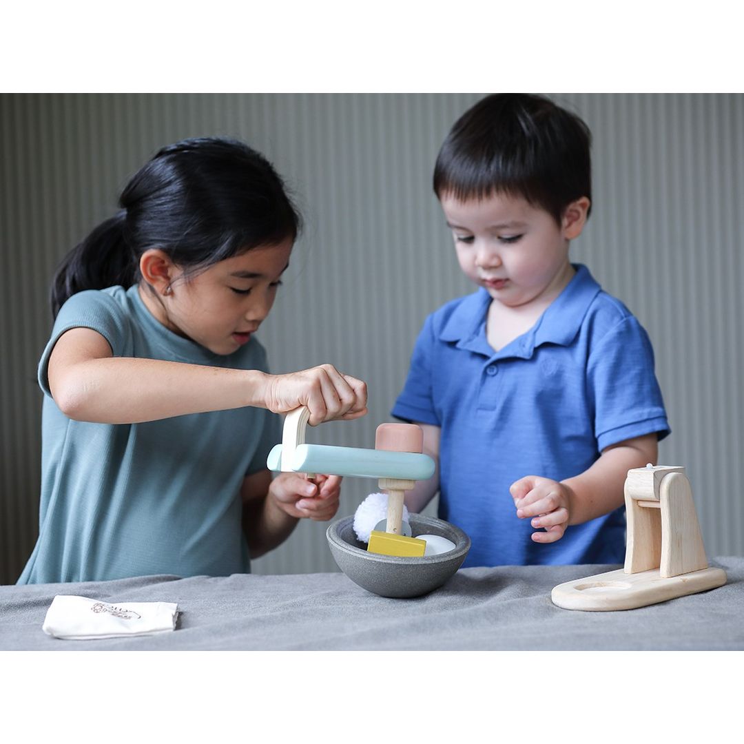 Wooden Stand Mixer Toy Set