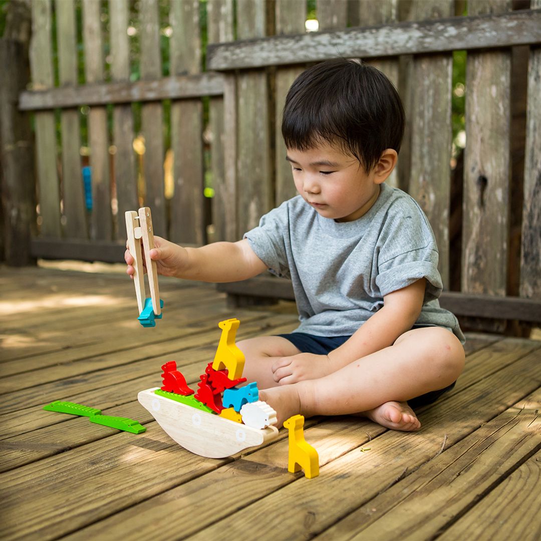 Balancing Boat Game