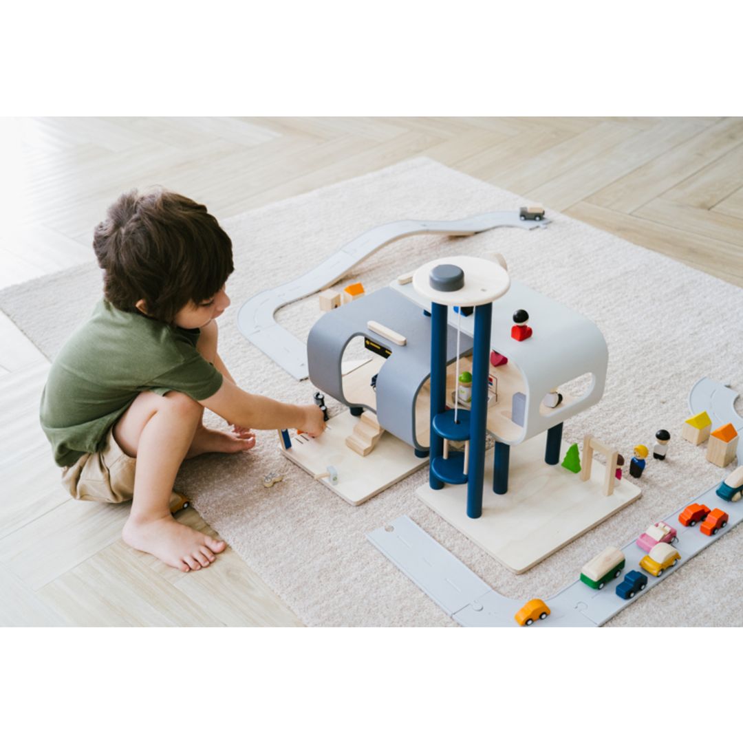 Central Station Toy Set
