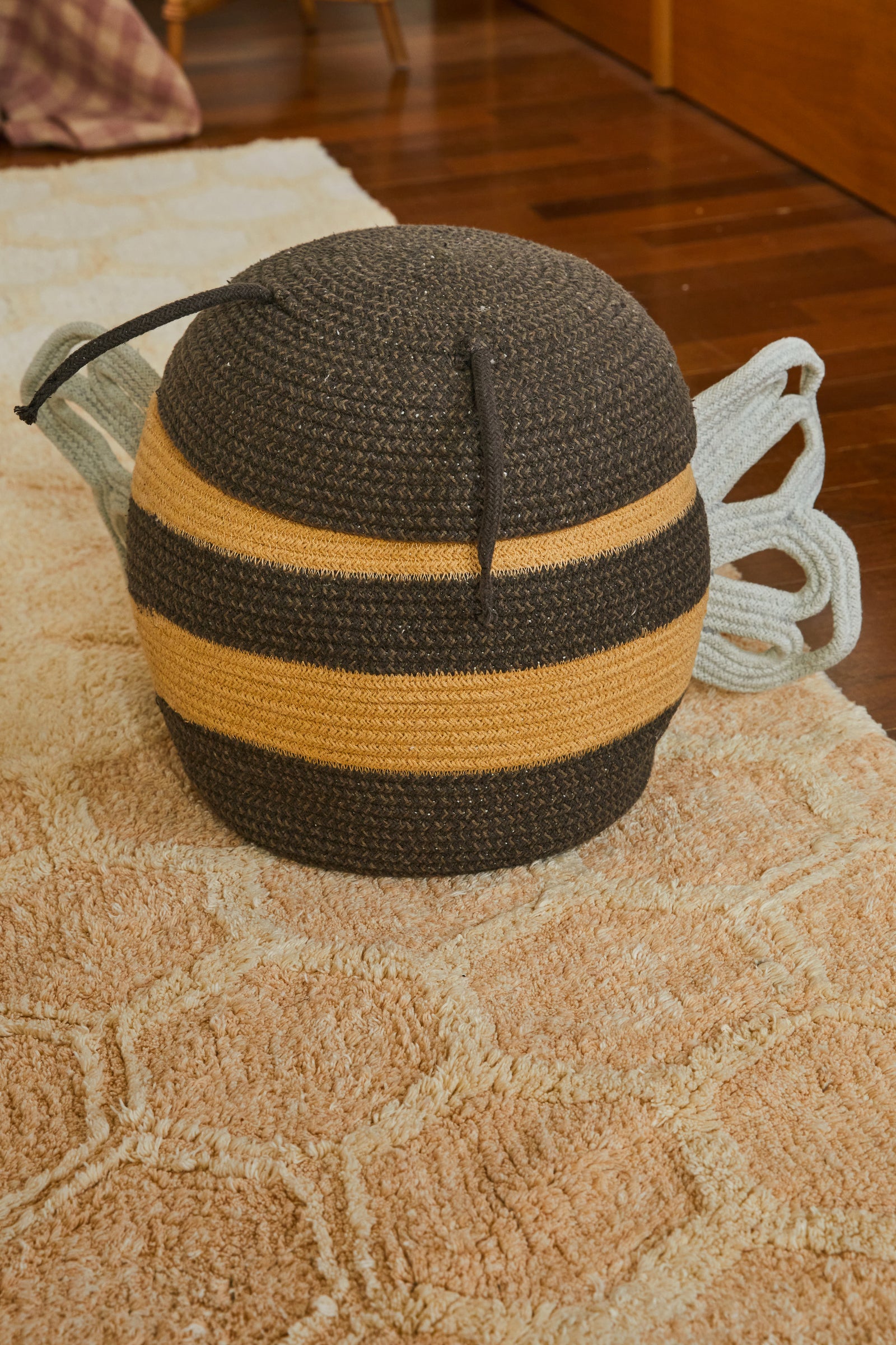 Mama Bee Basket