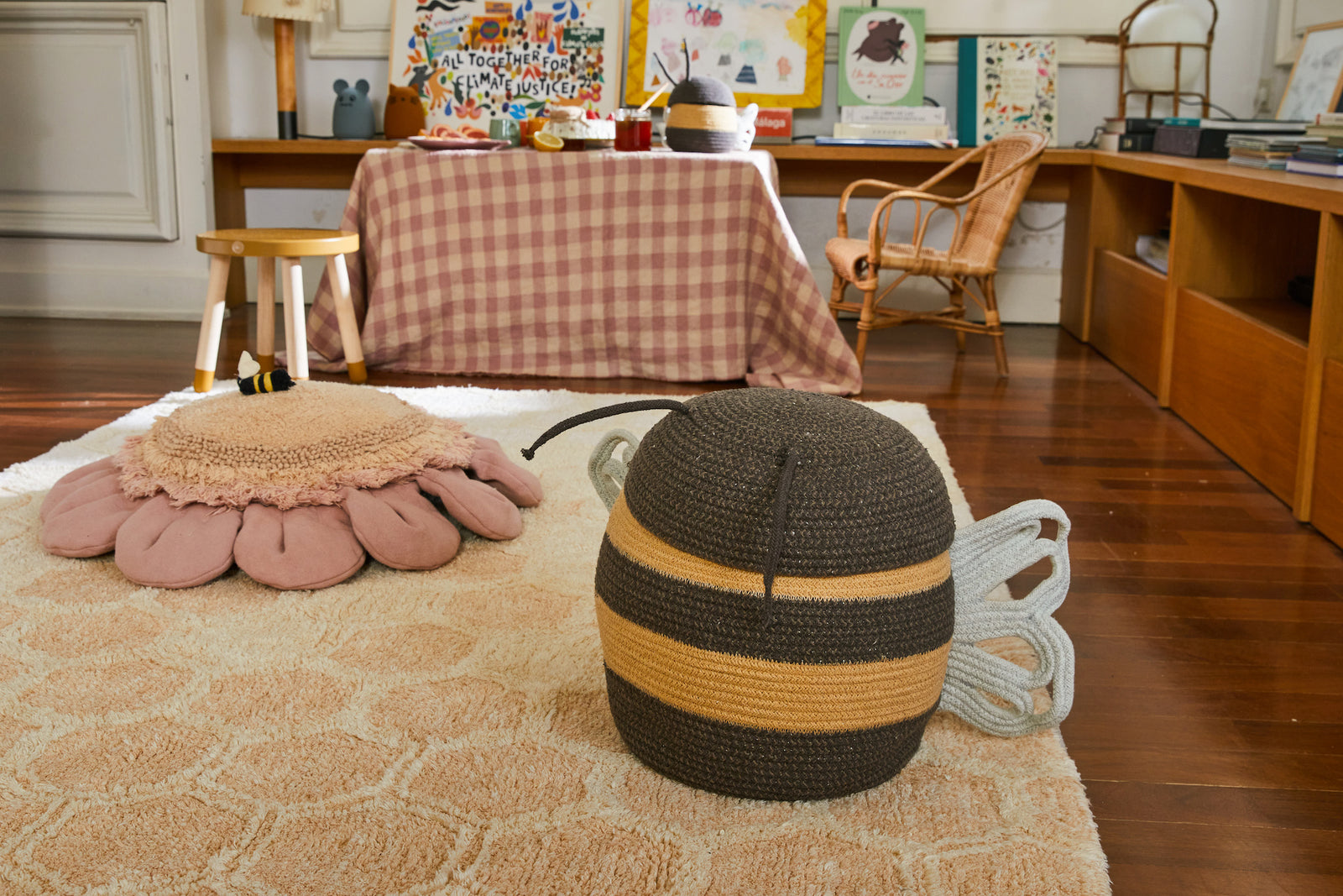 Mama Bee Basket