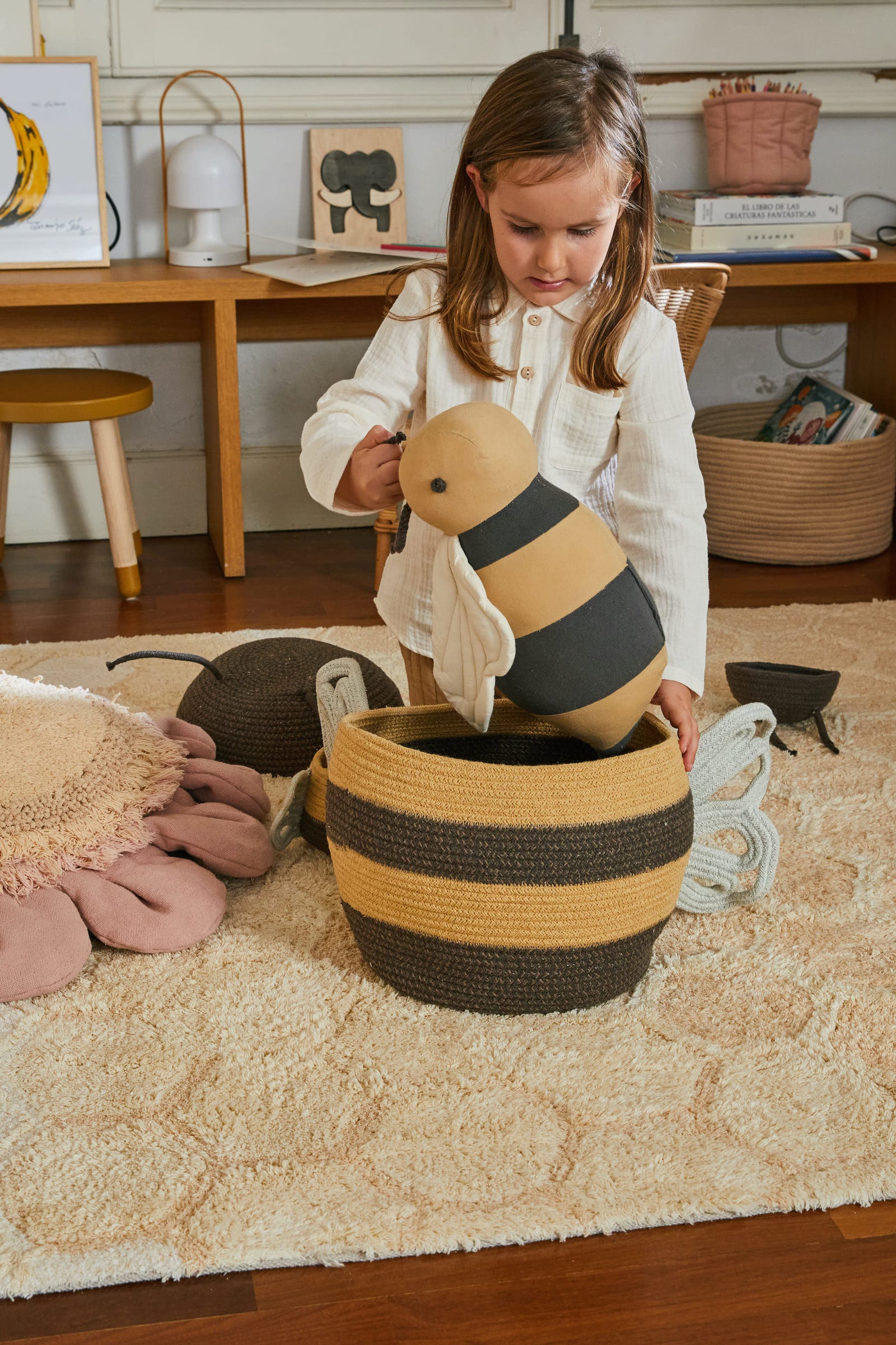 Mama Bee Basket