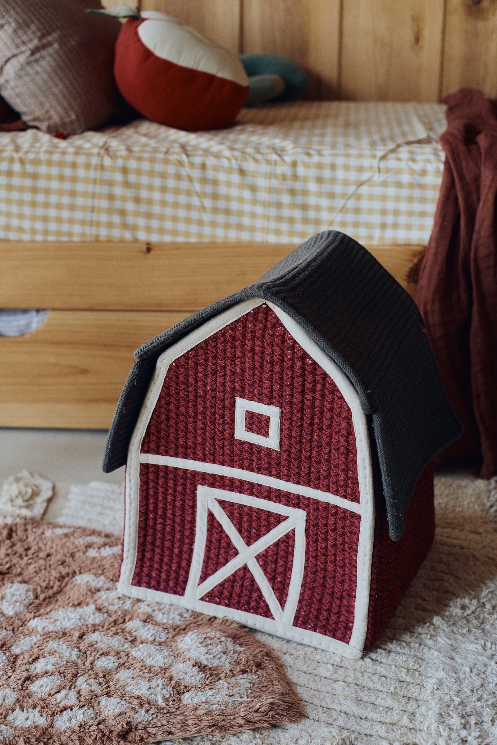 Farmhouse Barn Basket