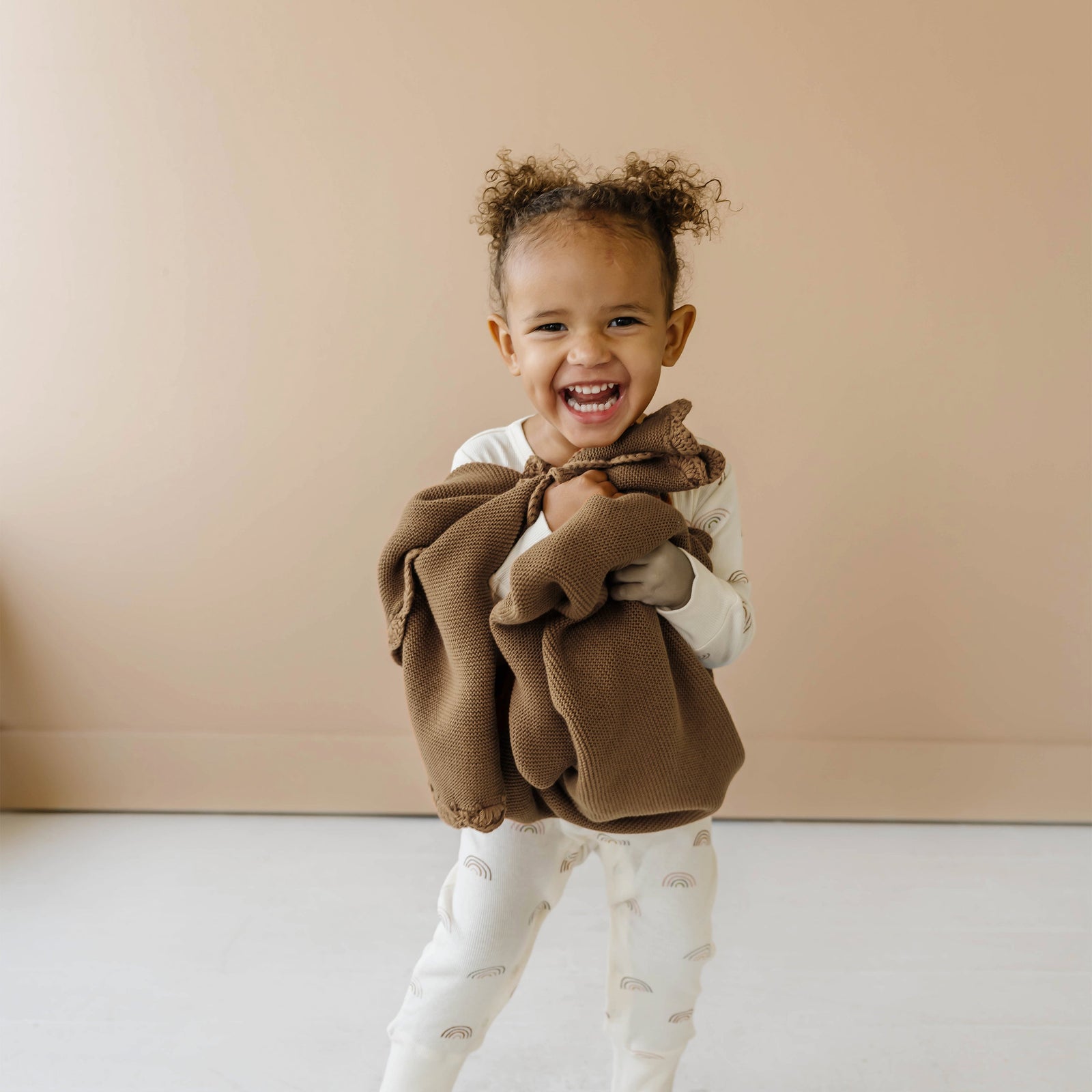 Brown Organic Cotton Scalloped Baby Blanket