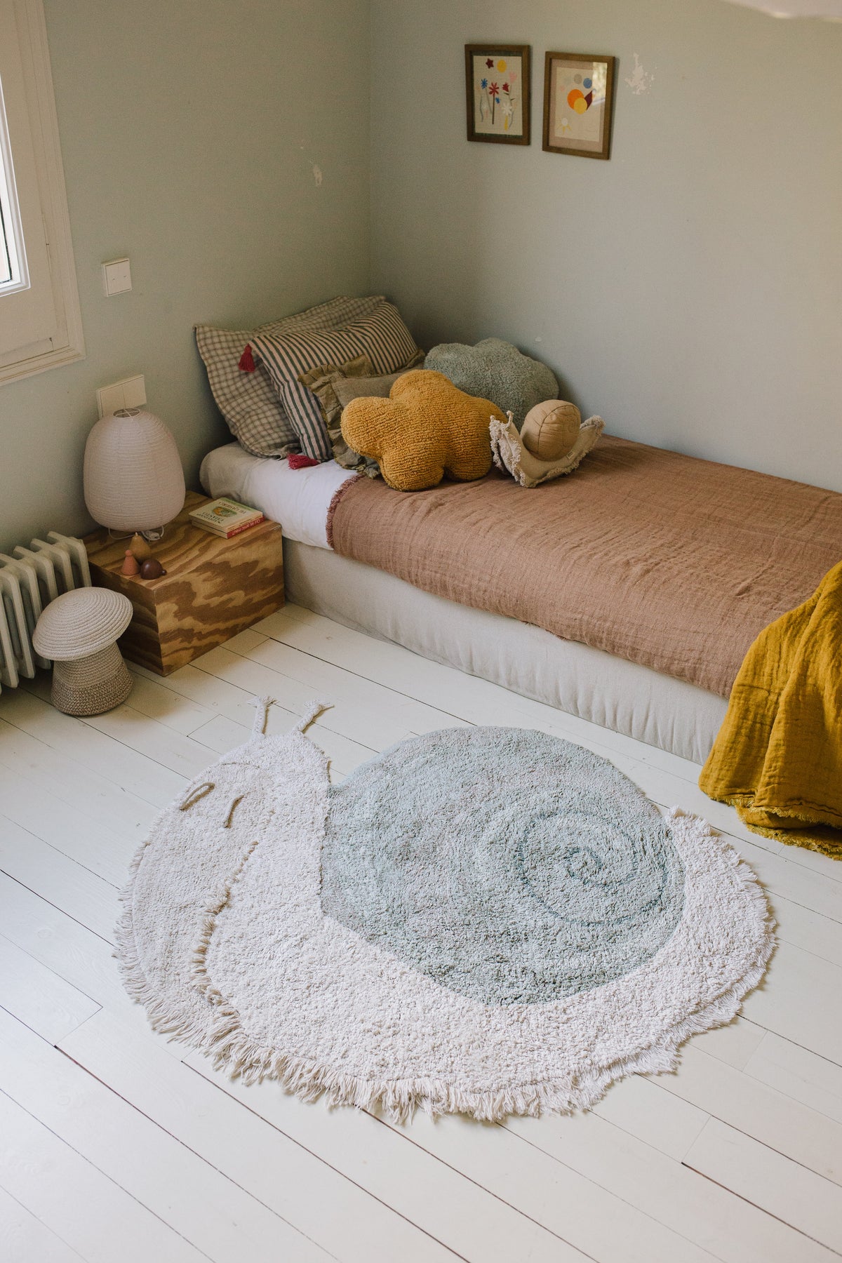 Snail Washable Animal Rug