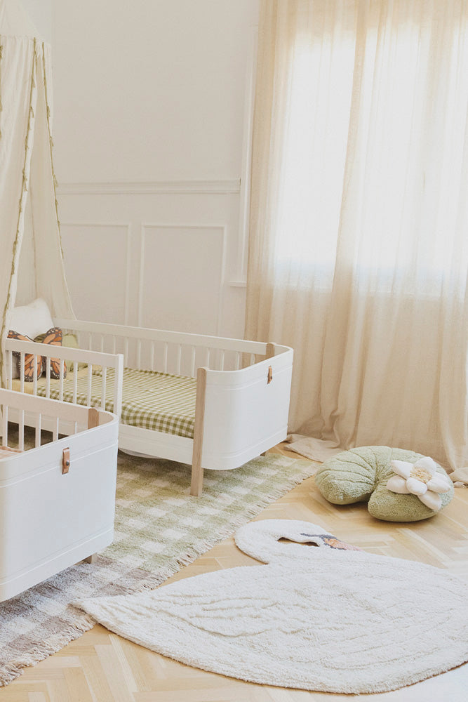 Washable White Swan Rug in Toddler Room