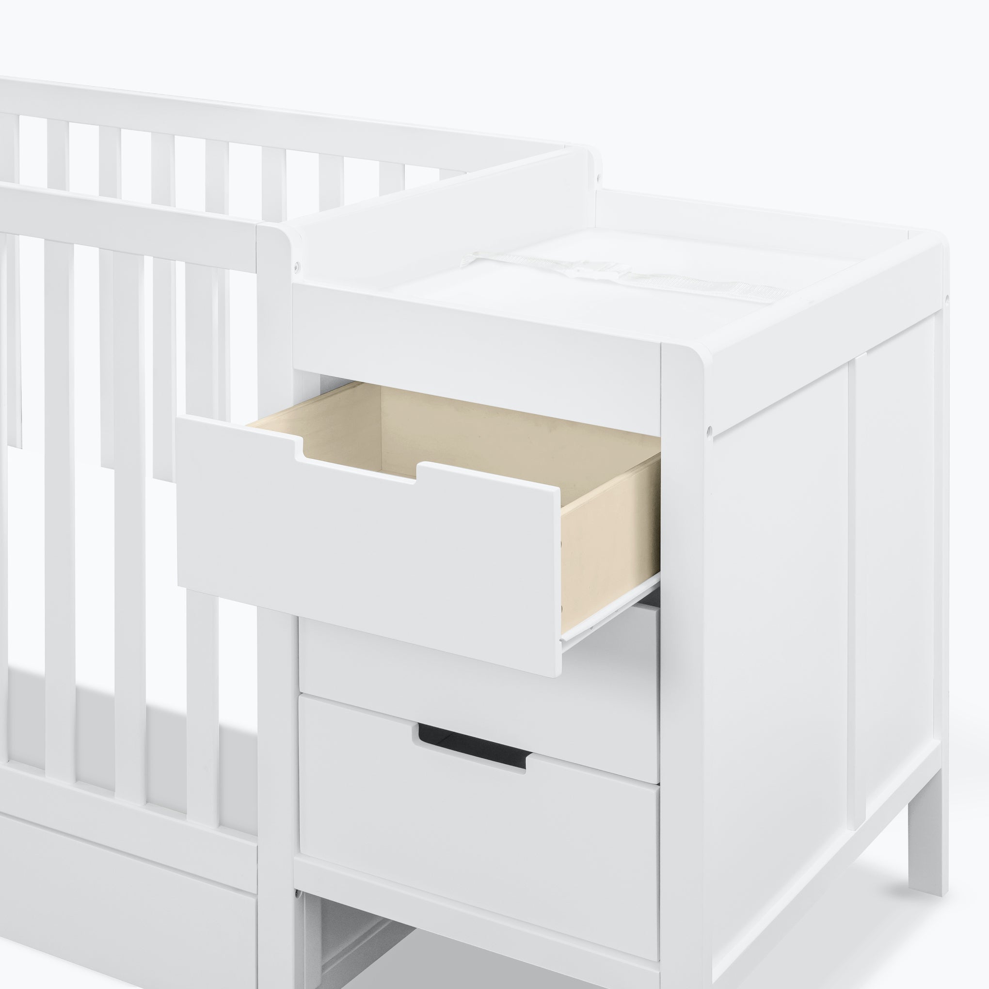 Baby crib 2024 changer combo