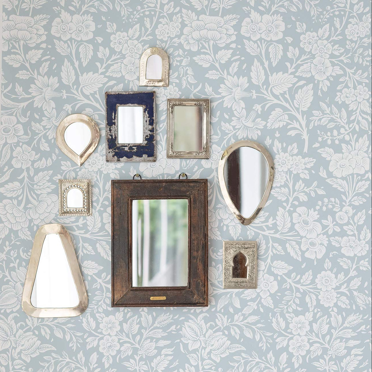 Granny Chic Floral Wallpaper