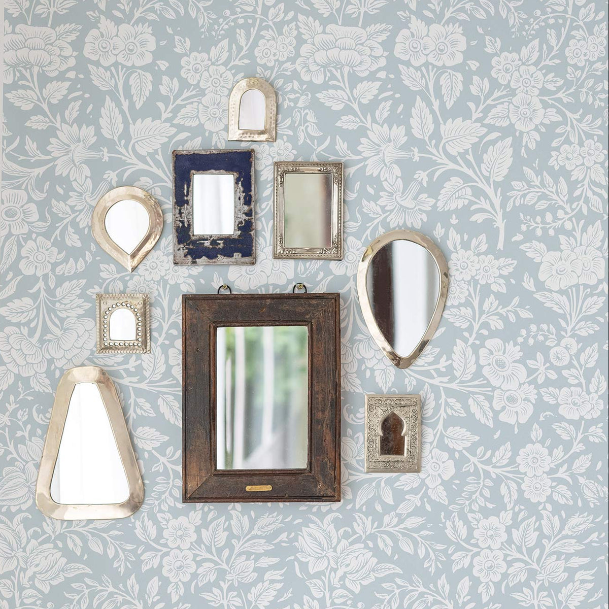 Granny Chic Floral Wallpaper