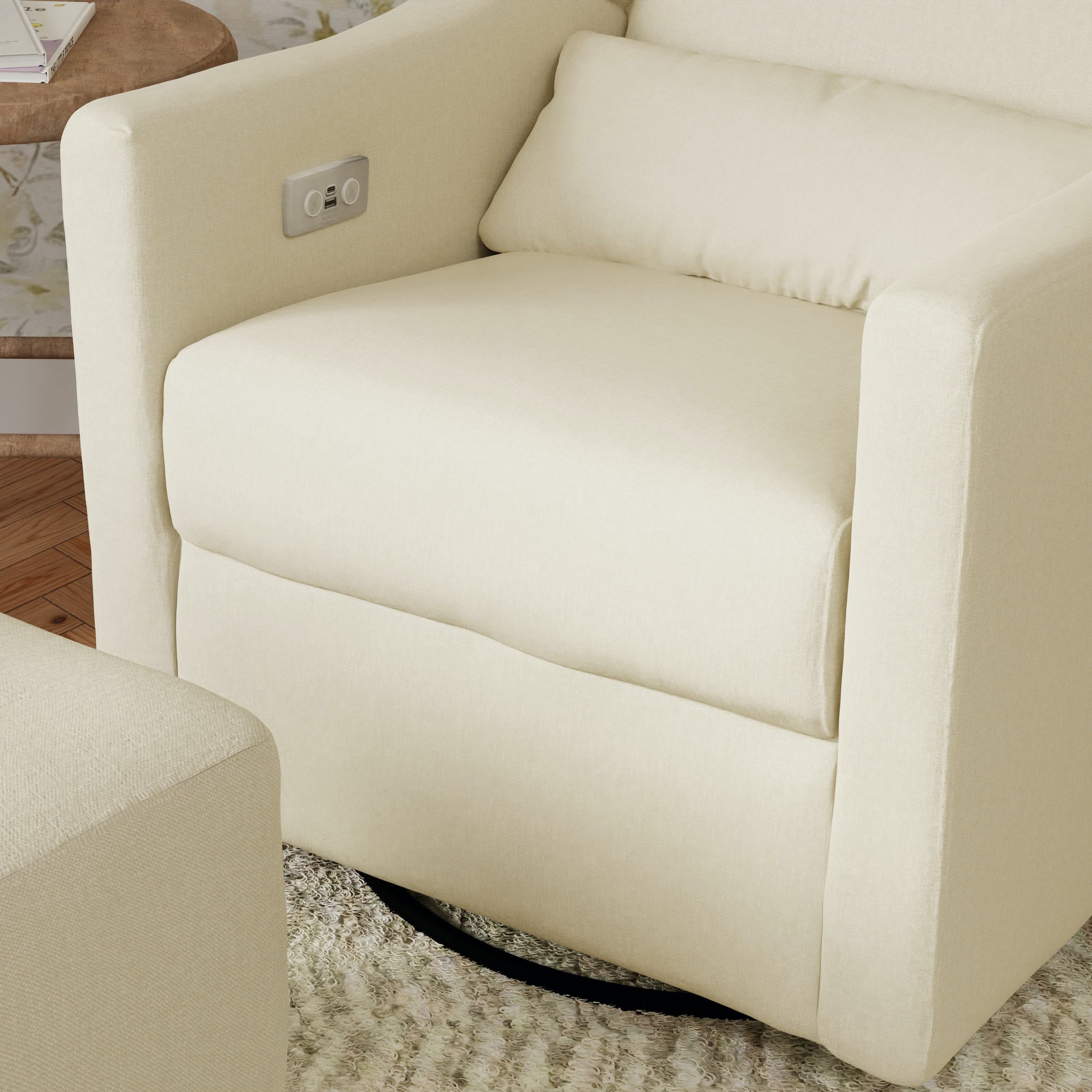 Babyletto kiwi electronic recliner and swivel discount glider with usb port in white linen