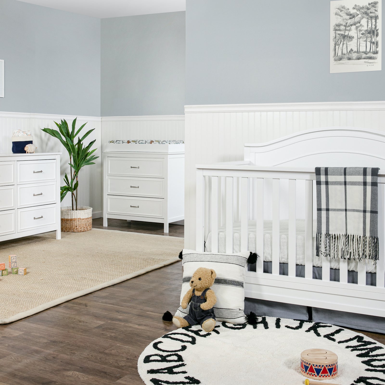 Charlie 3-Drawer Dresser