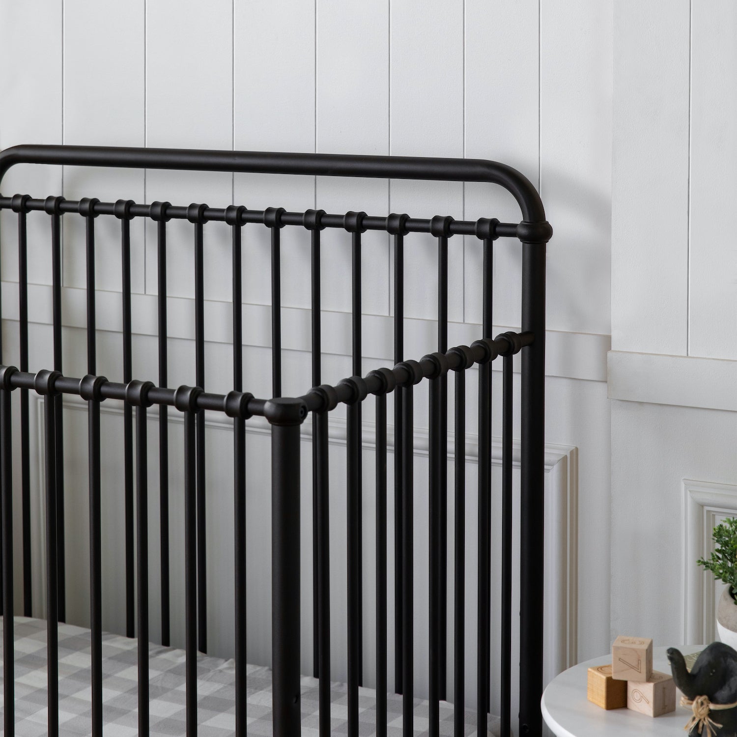 Winston 4-in-1 Convertible Mini Crib