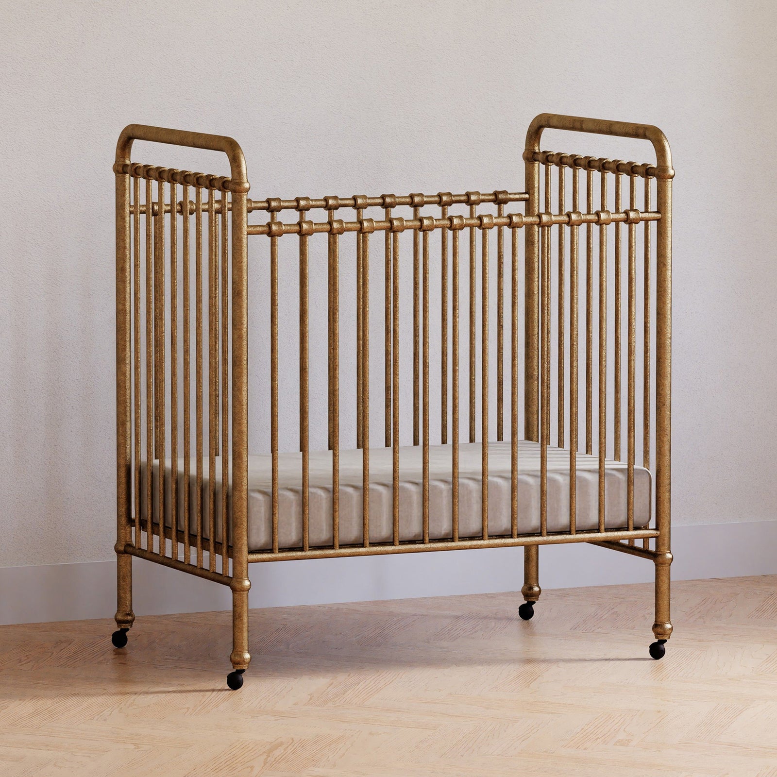 Abigail 3-in-1 Convertible Mini Crib