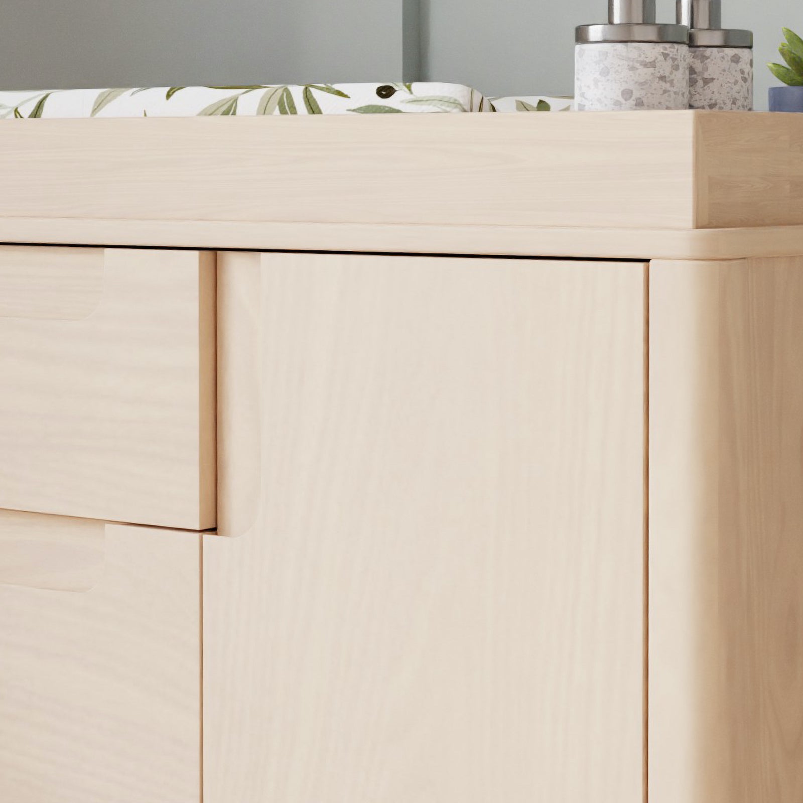 Yuzu 3-Drawer Compact Changer Dresser with Removable Changing Tray (41")