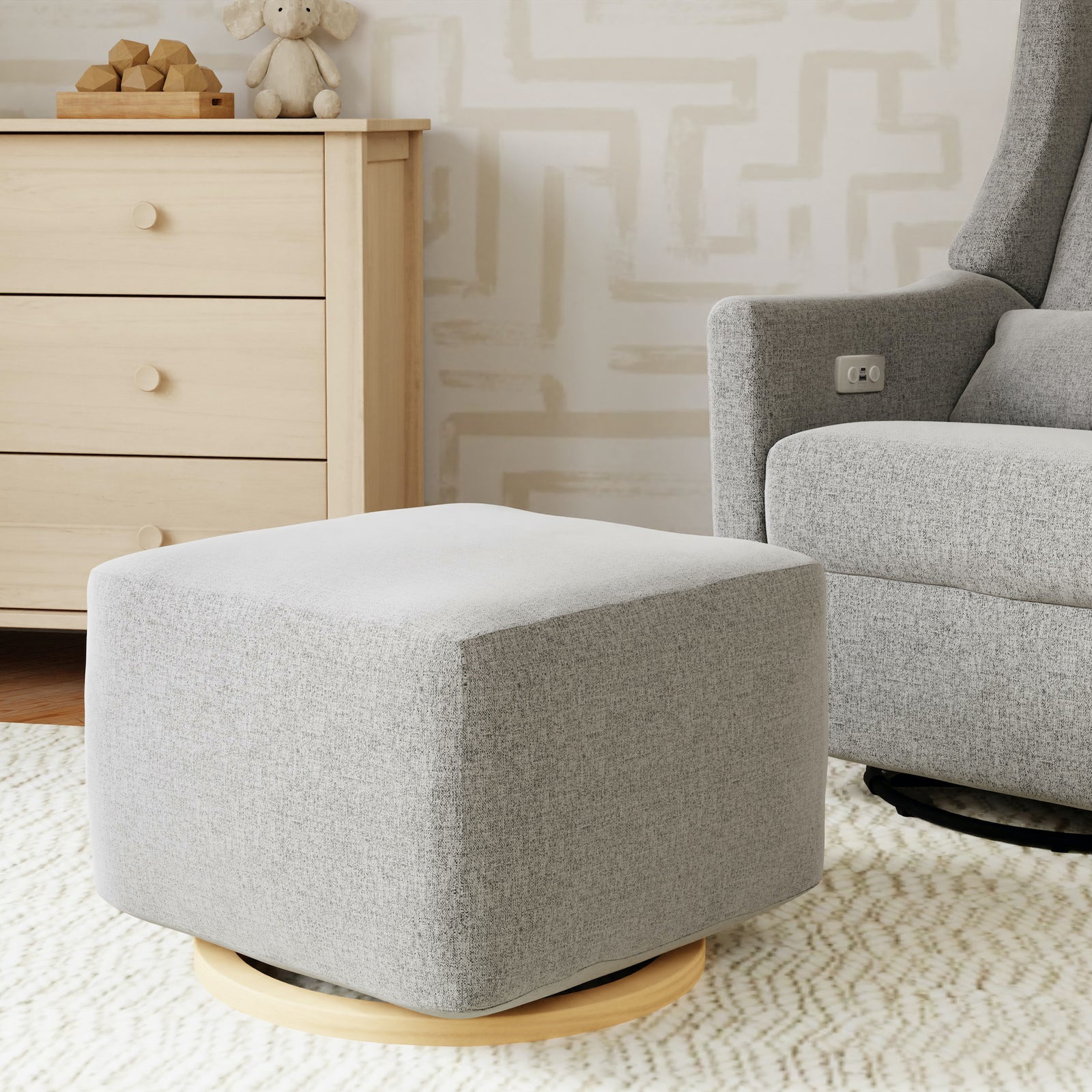 Kiwi Gliding Ottoman | Eco-Performance Fabric