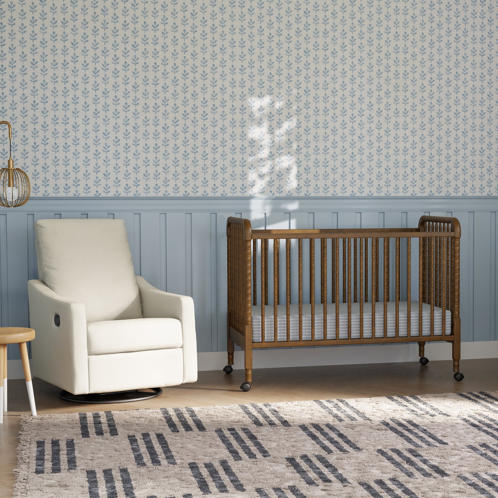 daVinci Jenny Lind 3-in-1 Convertible Crib