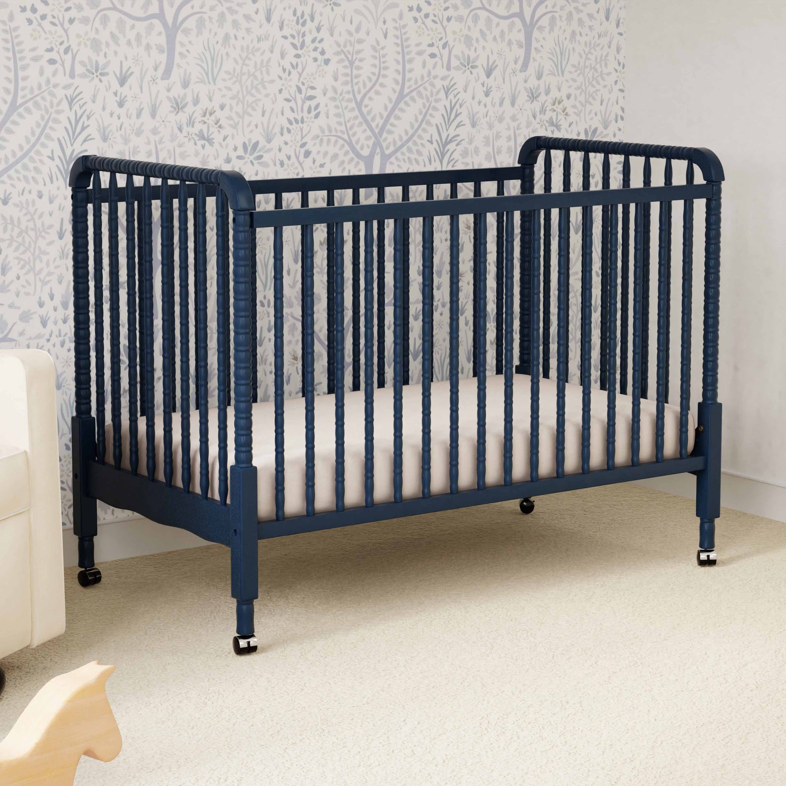 daVinci Jenny Lind 3-in-1 Convertible Crib