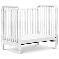 daVinci Jenny Lind 3-in-1 Convertible Mini Crib
