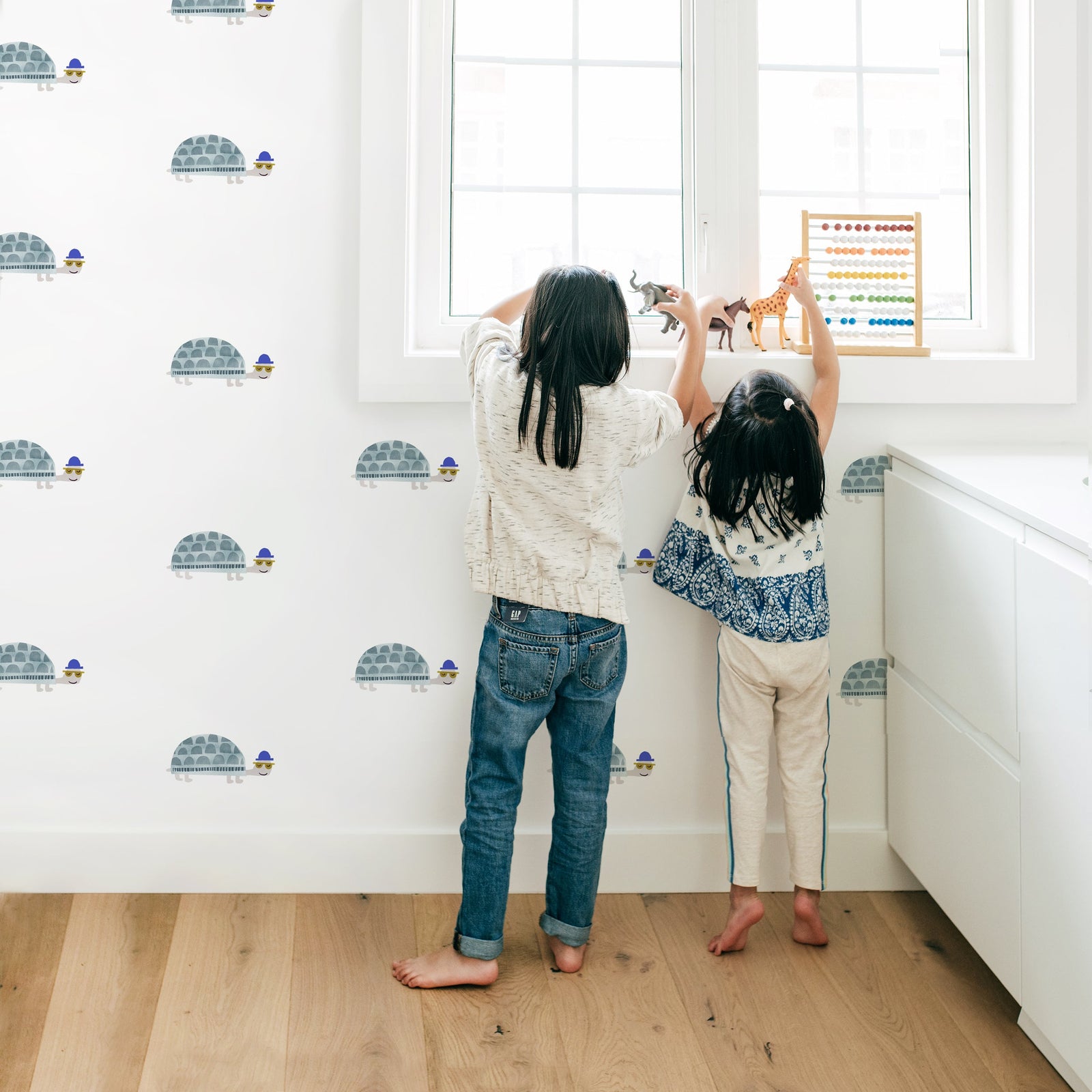 Pet Turtle Toss Wall Decals - Spritz