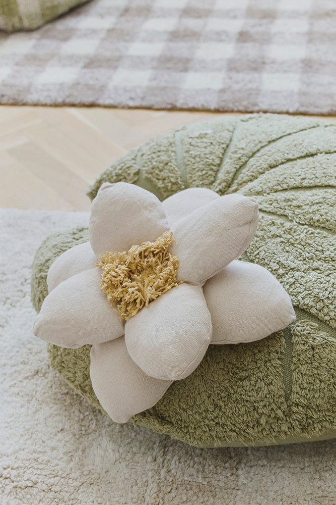 Close up of removable flower on Water Lily Pad Floor Cushion