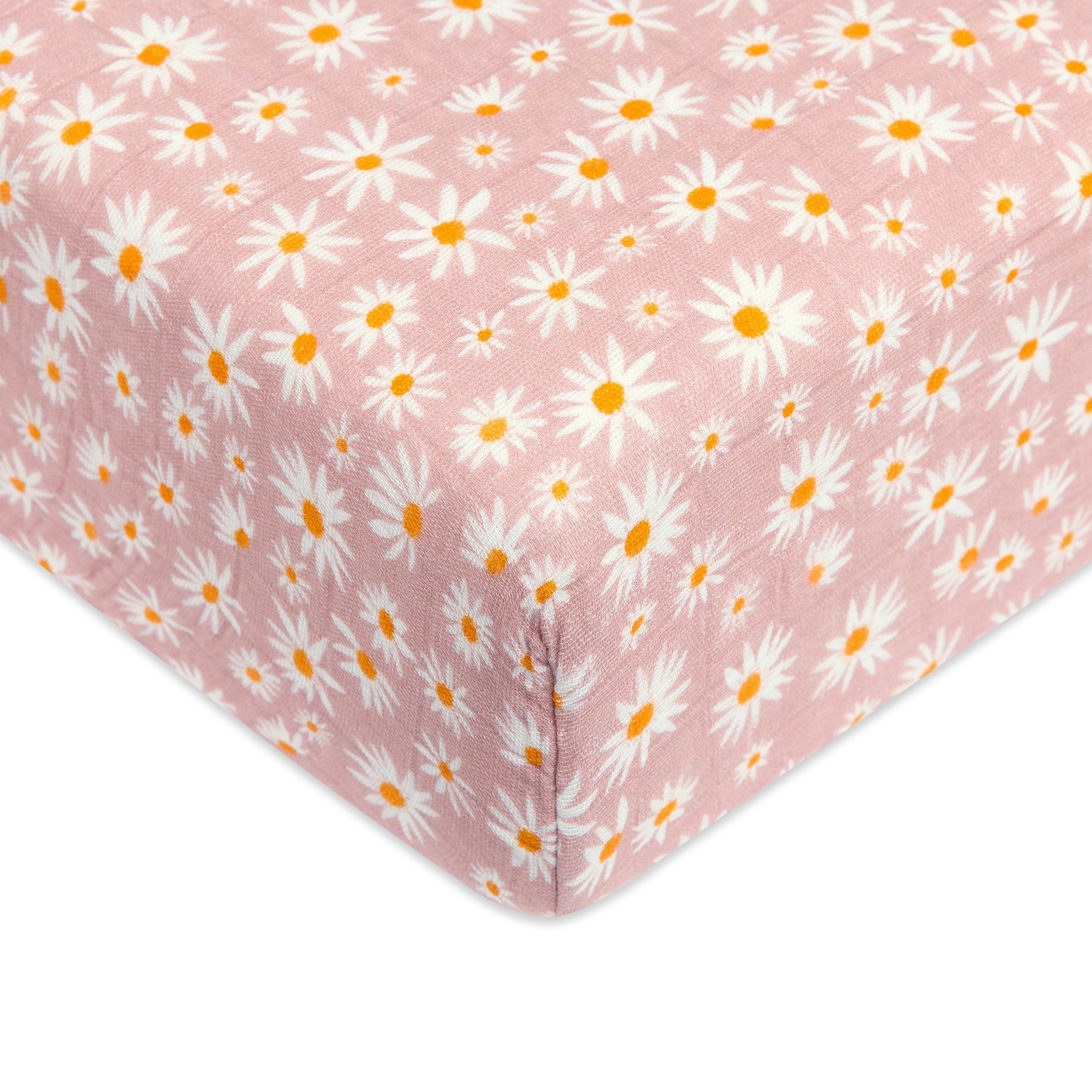 Daisy Crib Sheet in GOTS Certified Organic Muslin Cotton Project Nursery