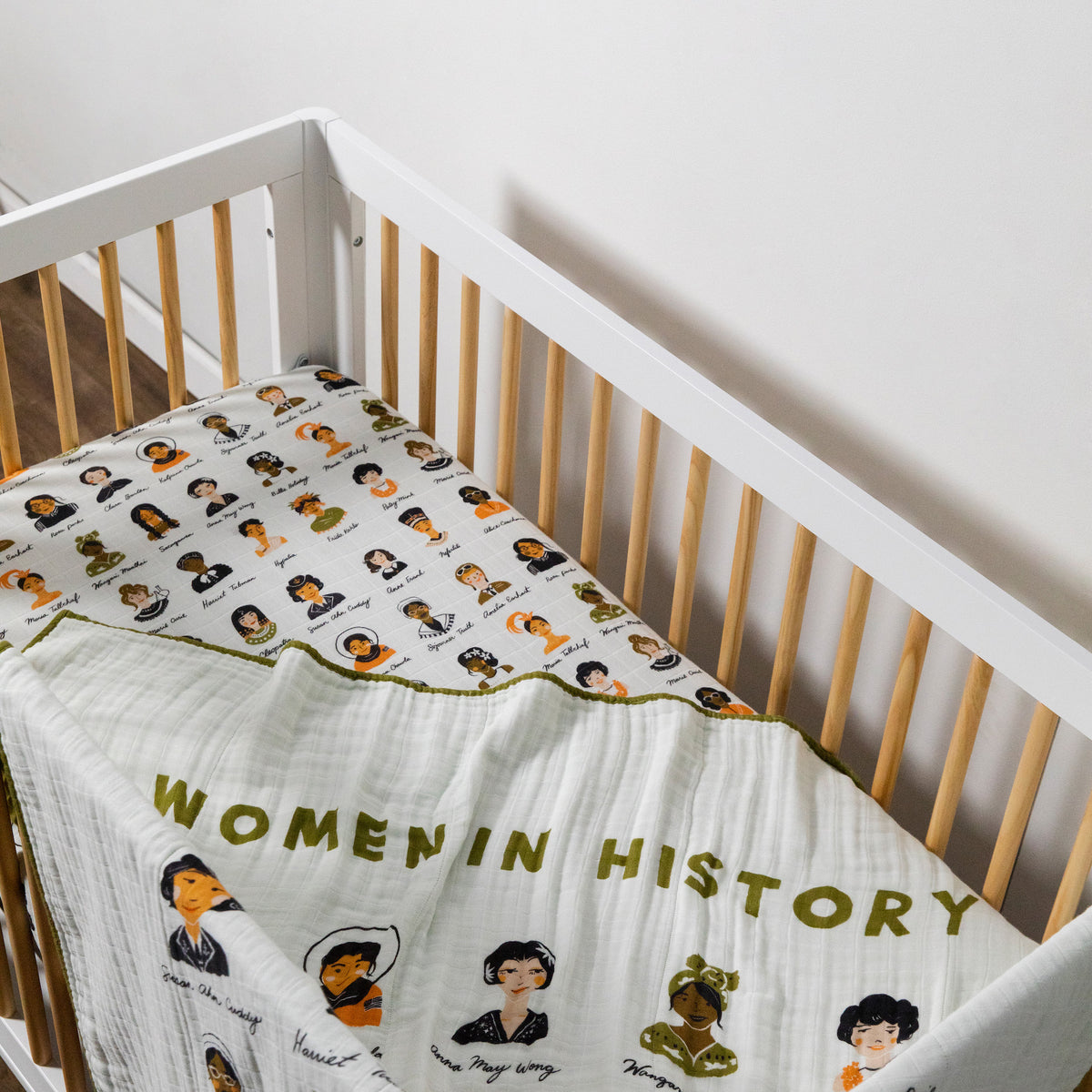 Women In History Crib Sheet in GOTS Certified Organic Muslin Cotton