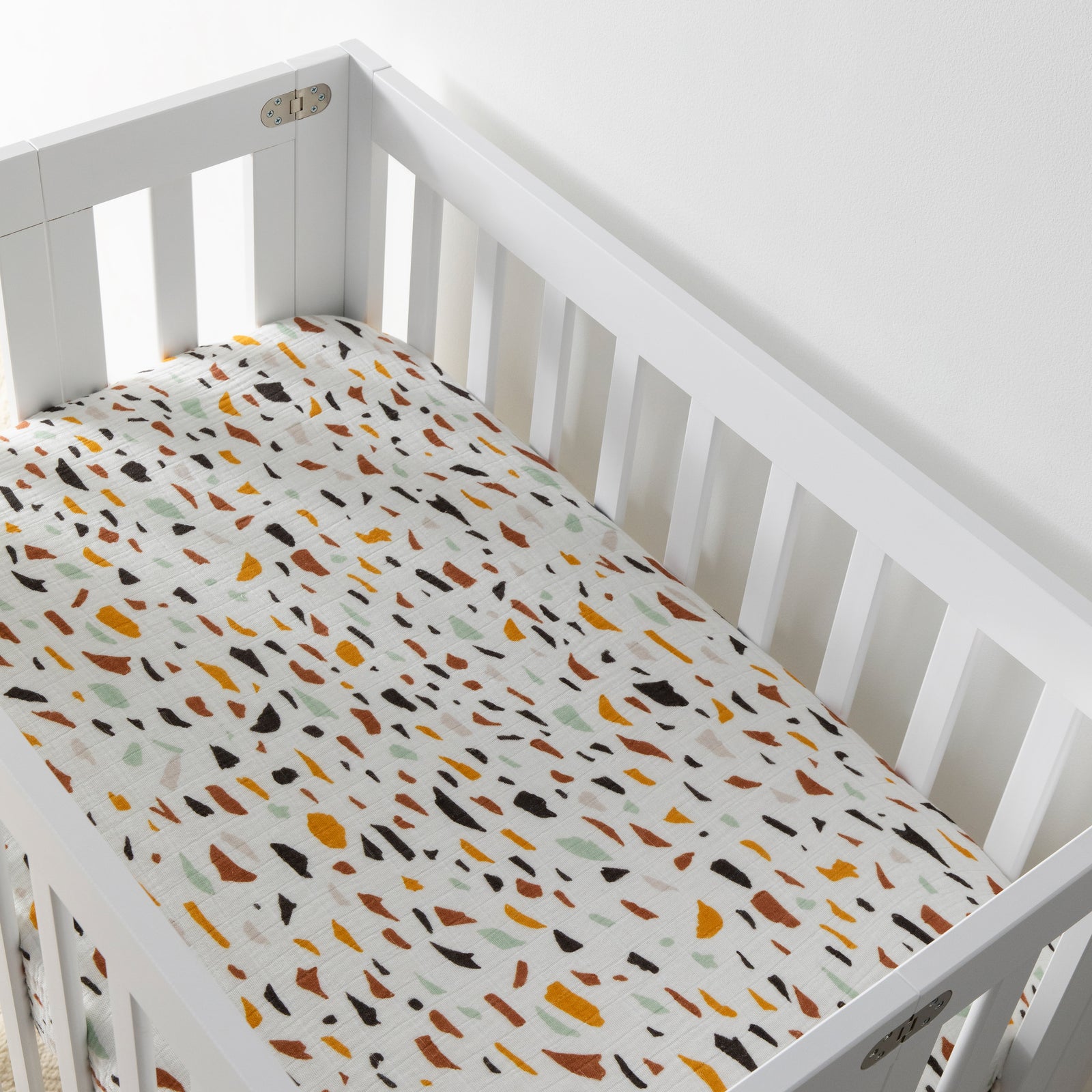 Babyletto Mini Crib Sheet in GOTS Certified Organic Muslin Cotton