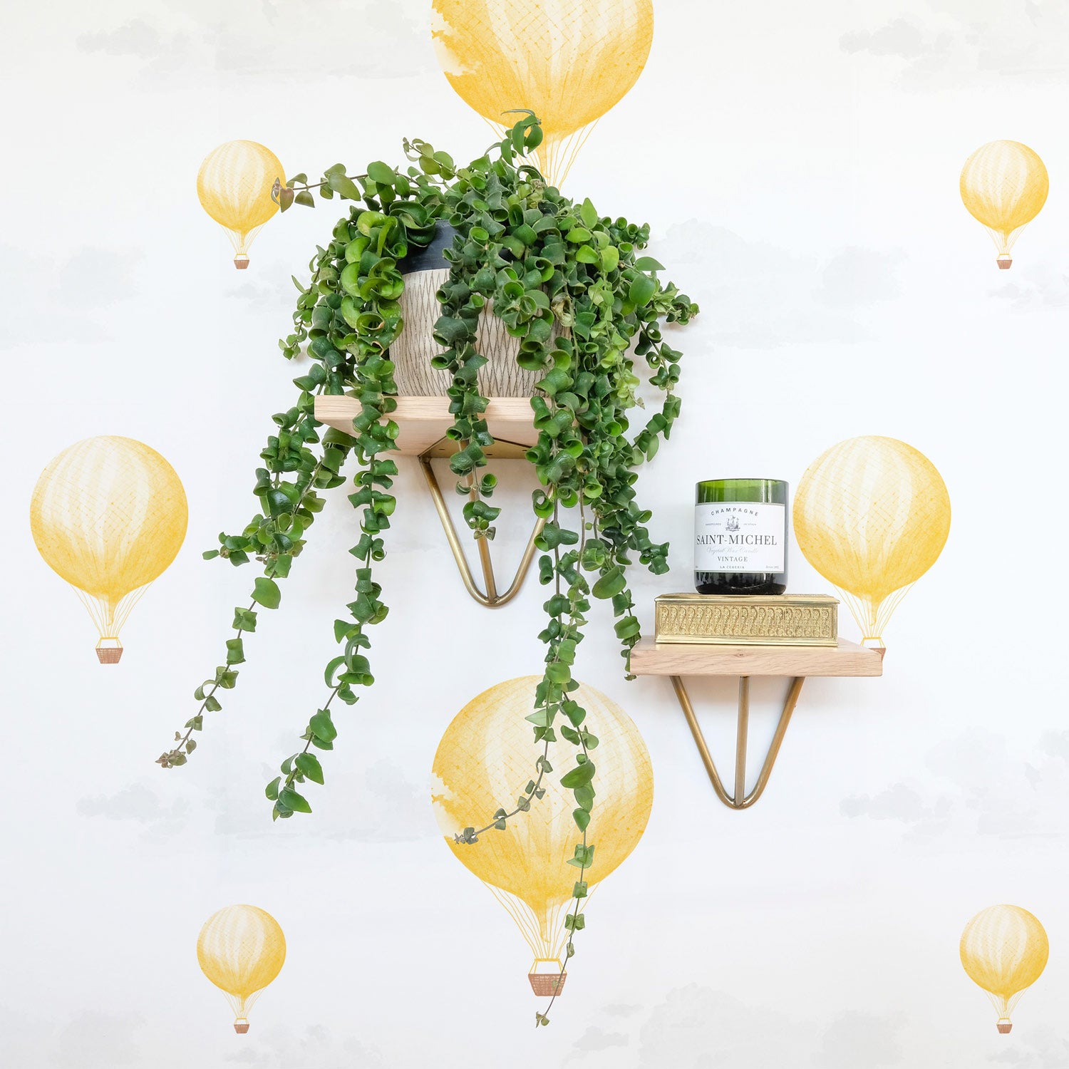 Yellow Vintage Hot Air Balloon Wallpaper