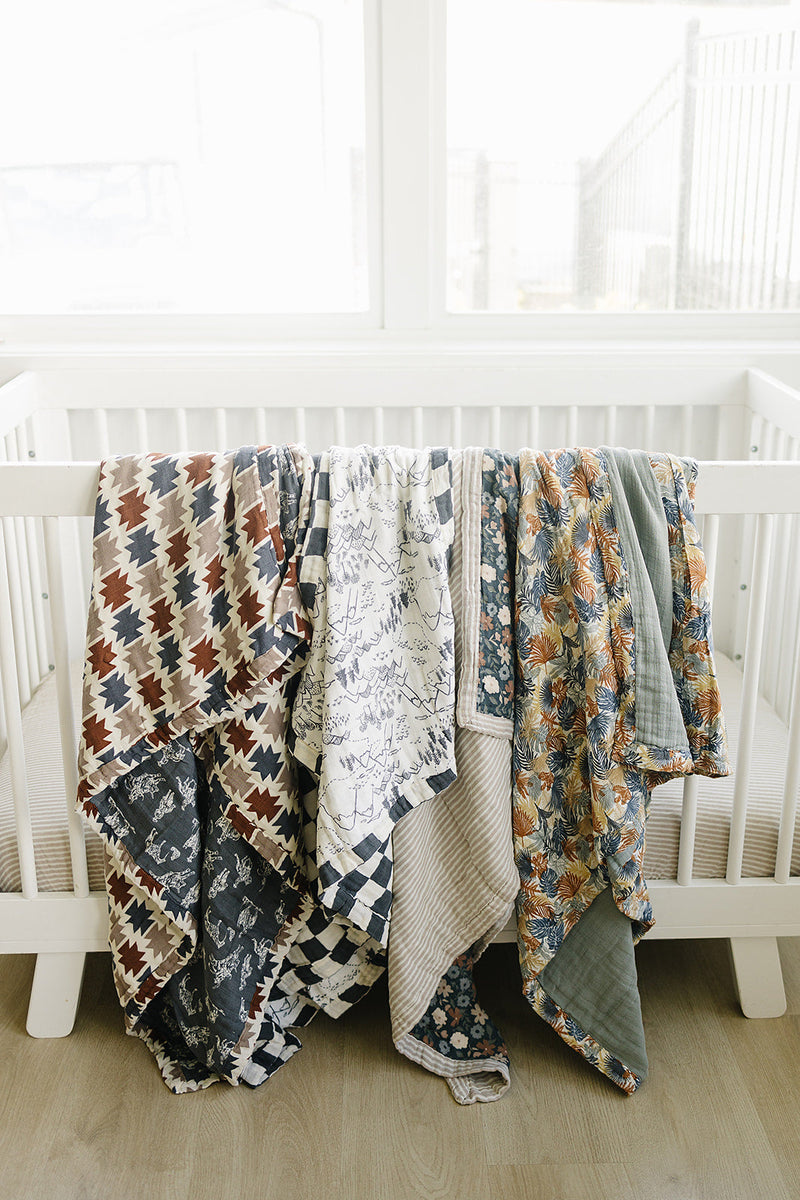 Charcoal Checkered + Summit Muslin Quilt