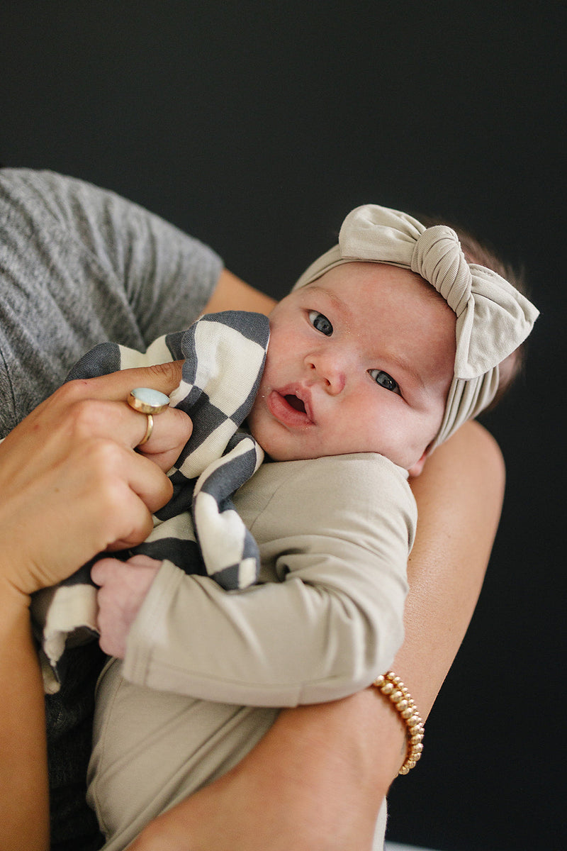 Charcoal Checkered Burp Cloth