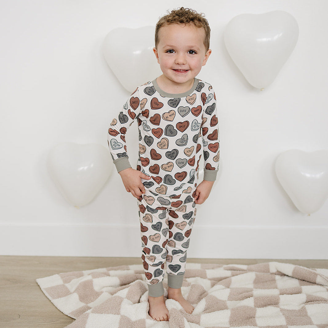 Conversation Hearts Ribbed Bamboo Cozy Set