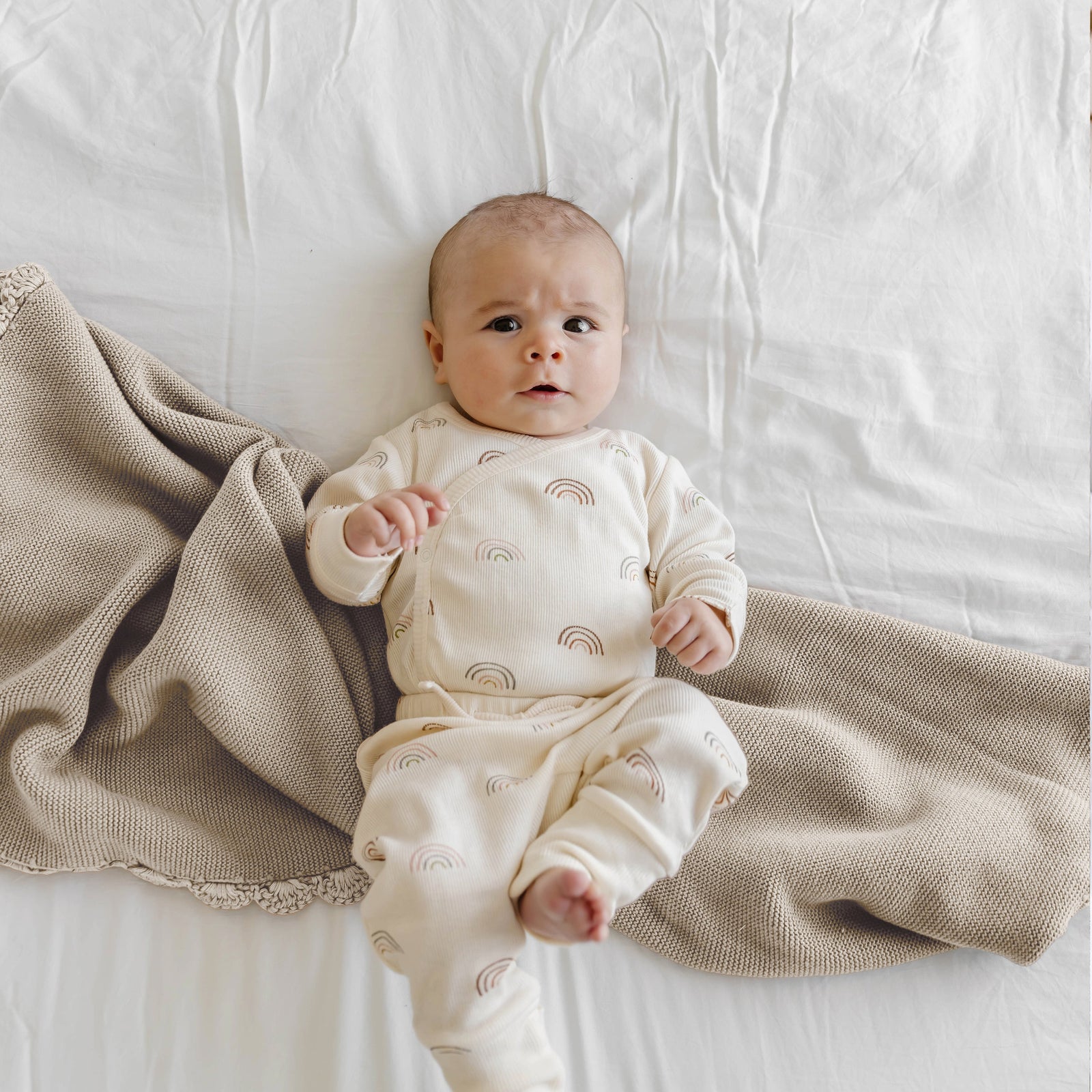 Beige Organic Cotton Scalloped Baby Blanket