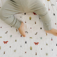 Cutie Crawlies Crib Sheet