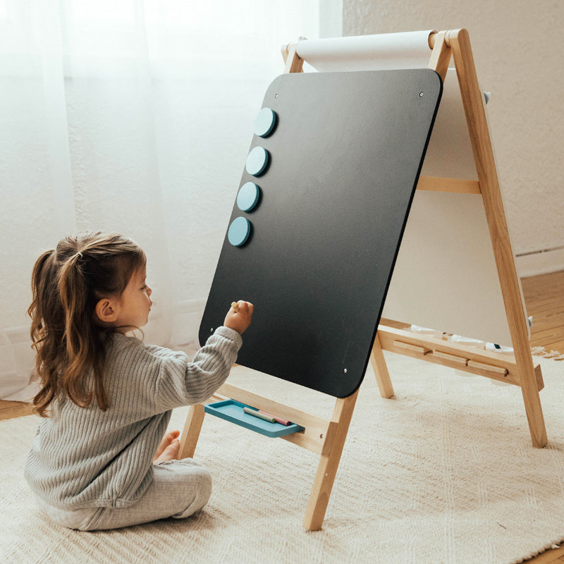 Easel Does It Wooden Easel Set