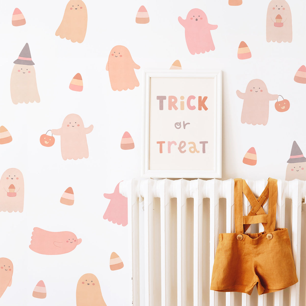 Eek! Chic! Halloween Fabric Wall Decal Set