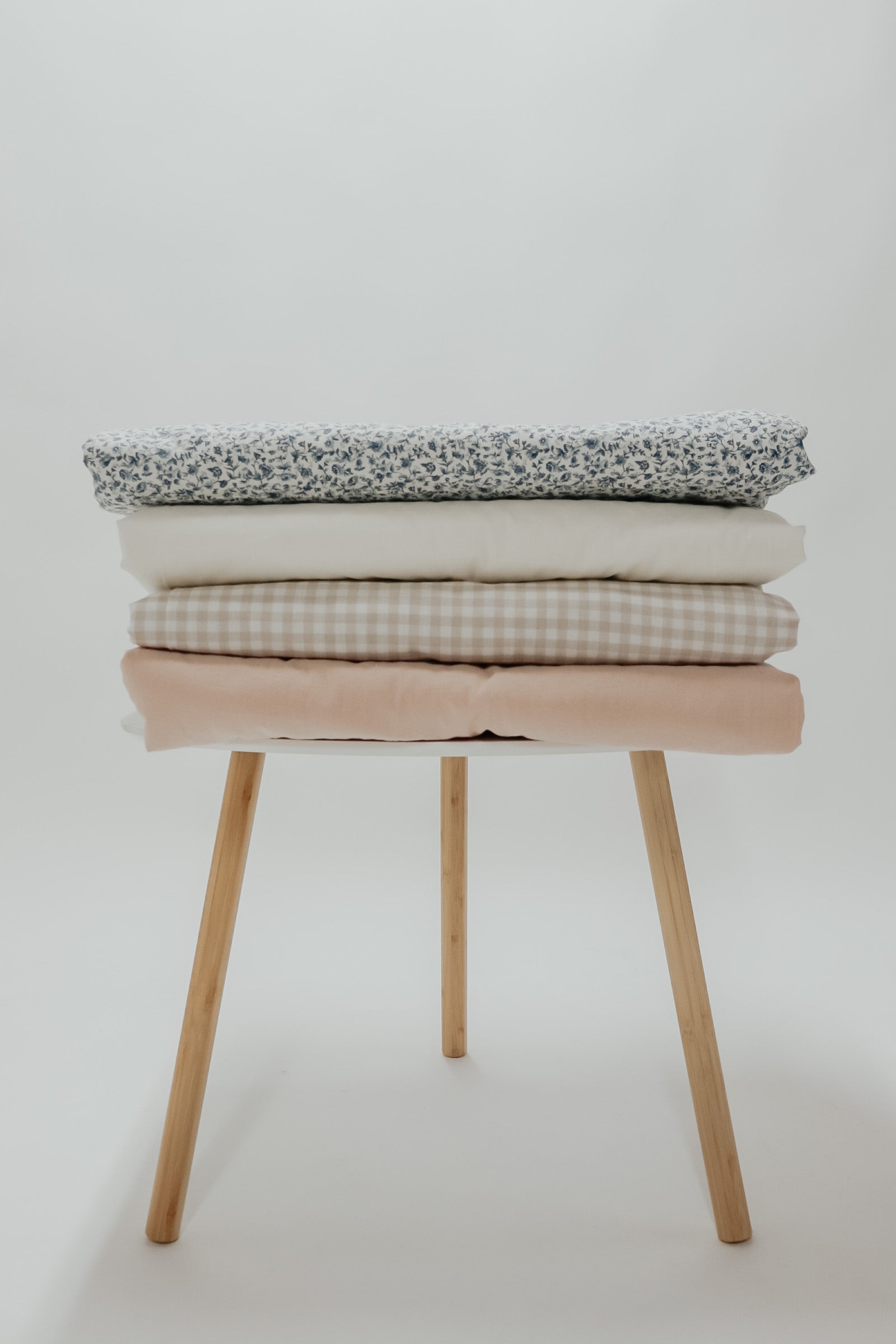 Floret Quilted Crib Blanket