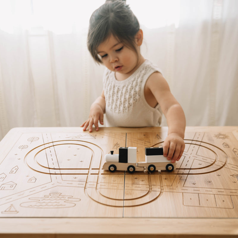 Land, Sand + Water Table