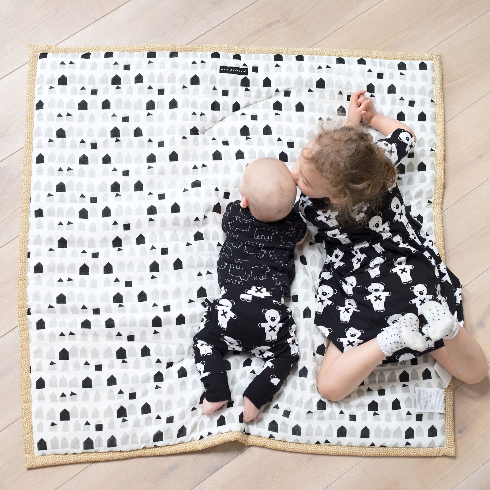 Explore Reversible Play Mat