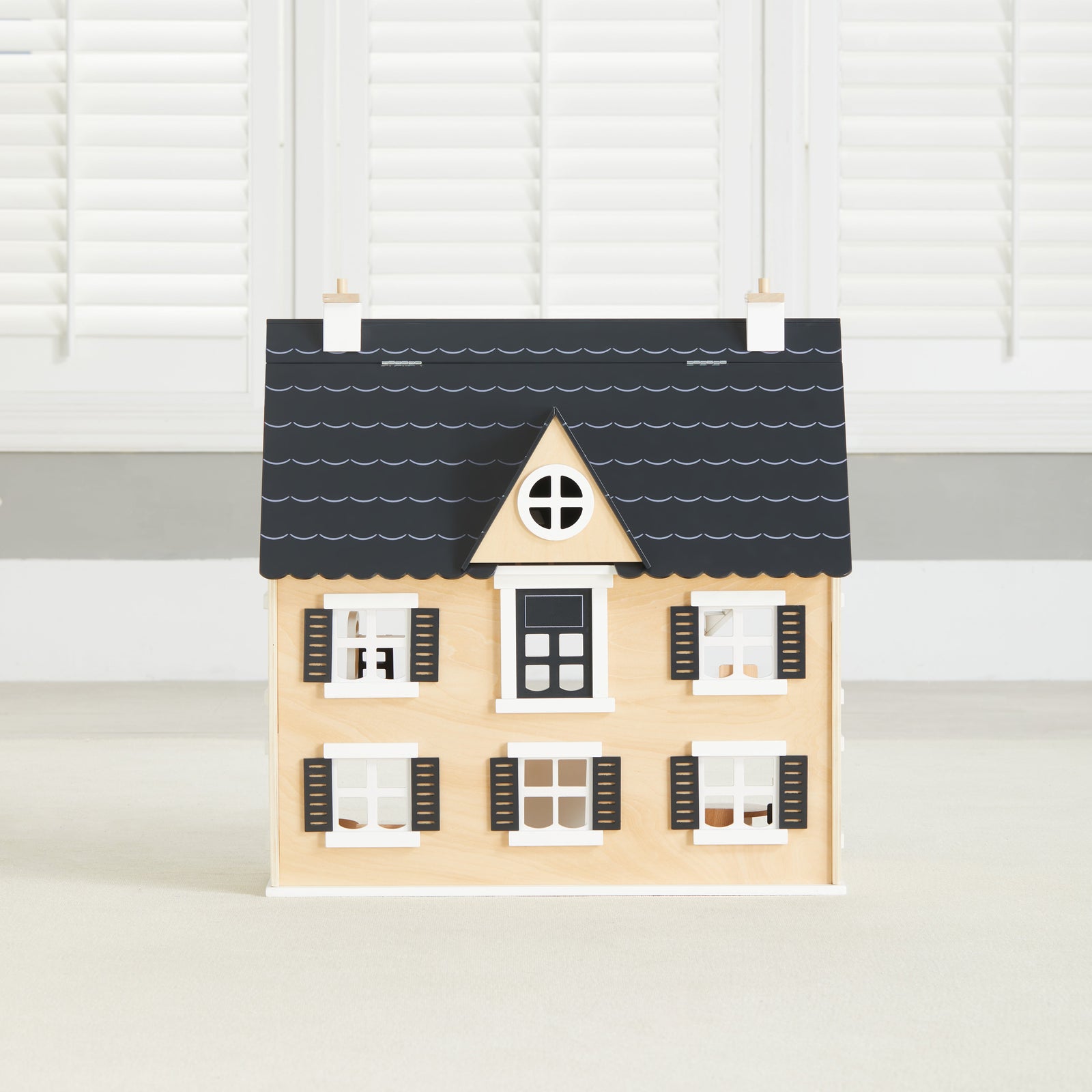 Wooden Dollhouse