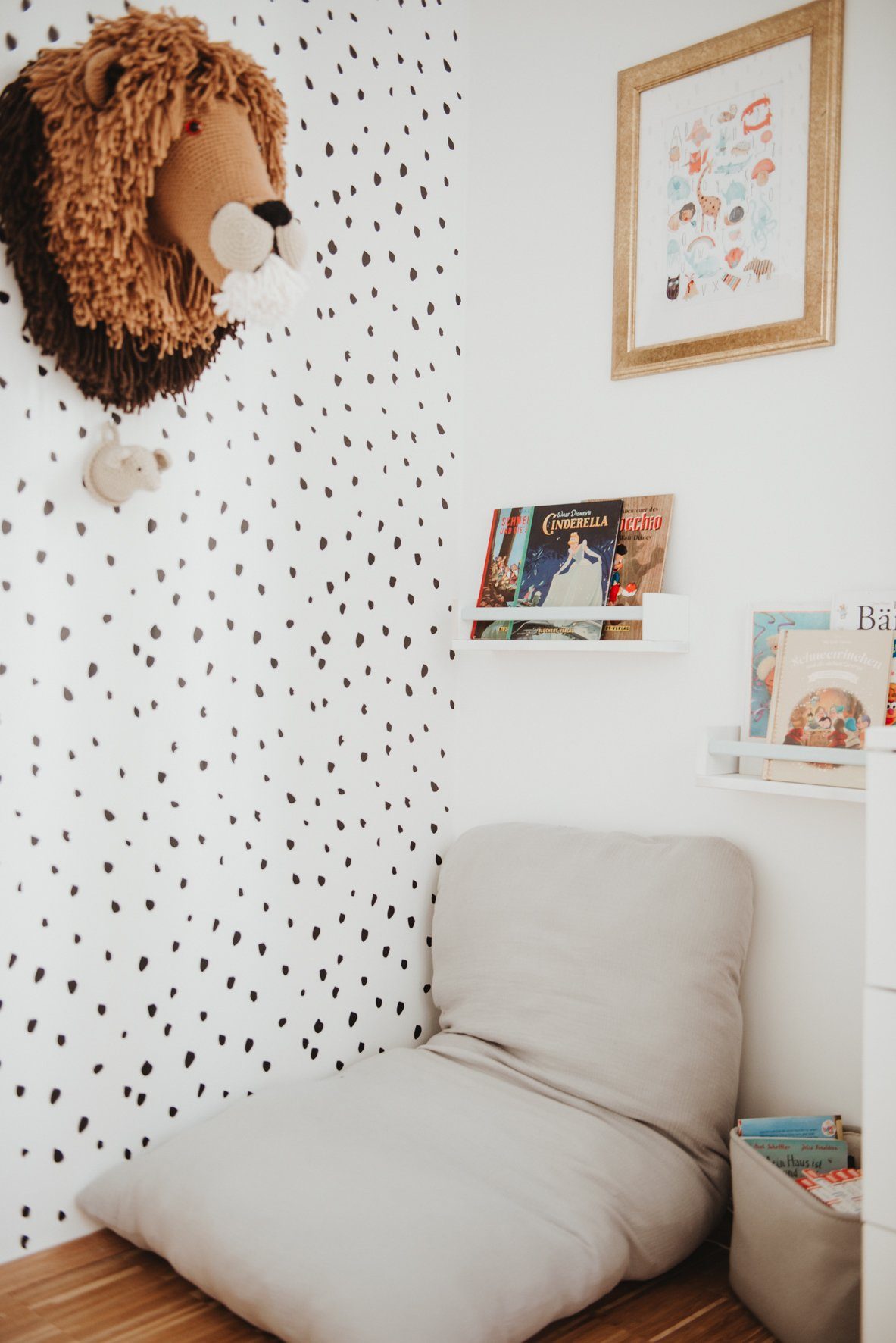 Cute Black Spot Wallpaper - Project Nursery