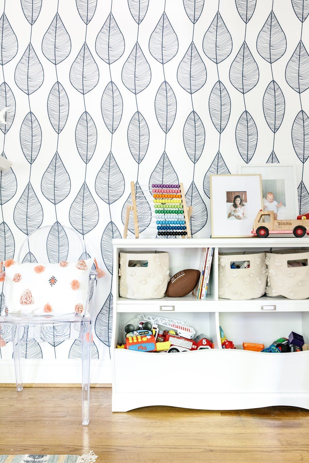 Blue Stripy Leaves Wallpaper - Project Nursery