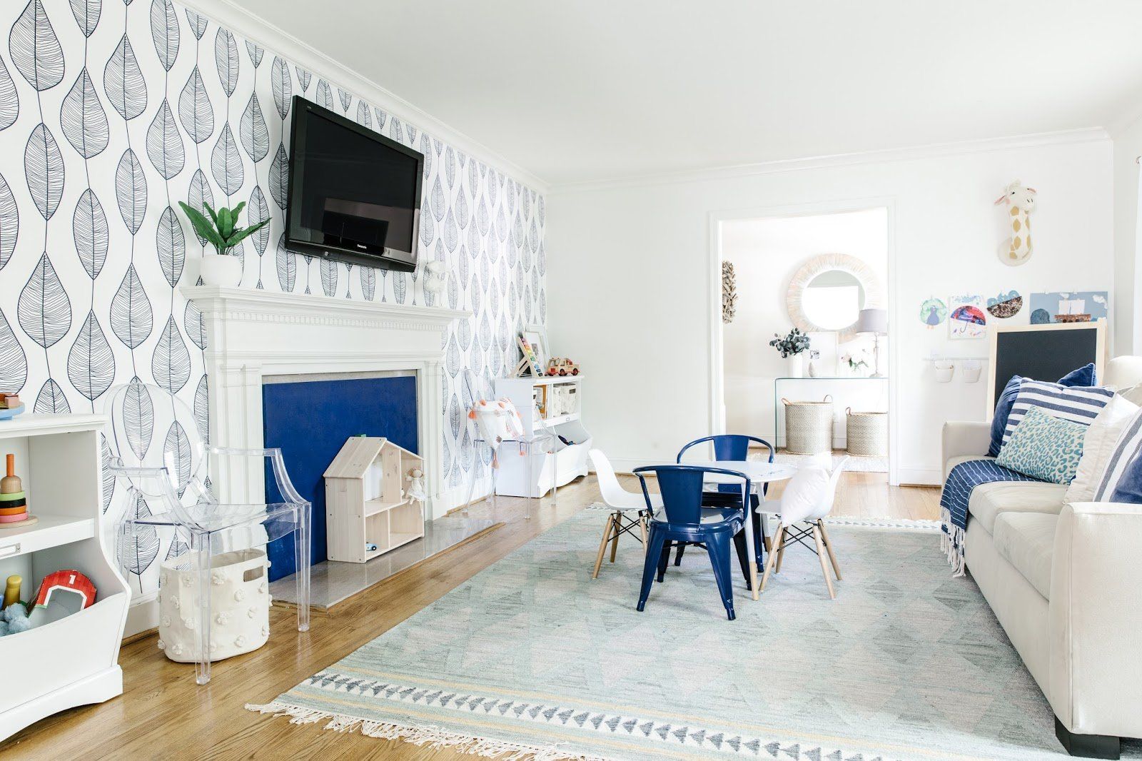 Blue Stripy Leaves Wallpaper - Project Nursery