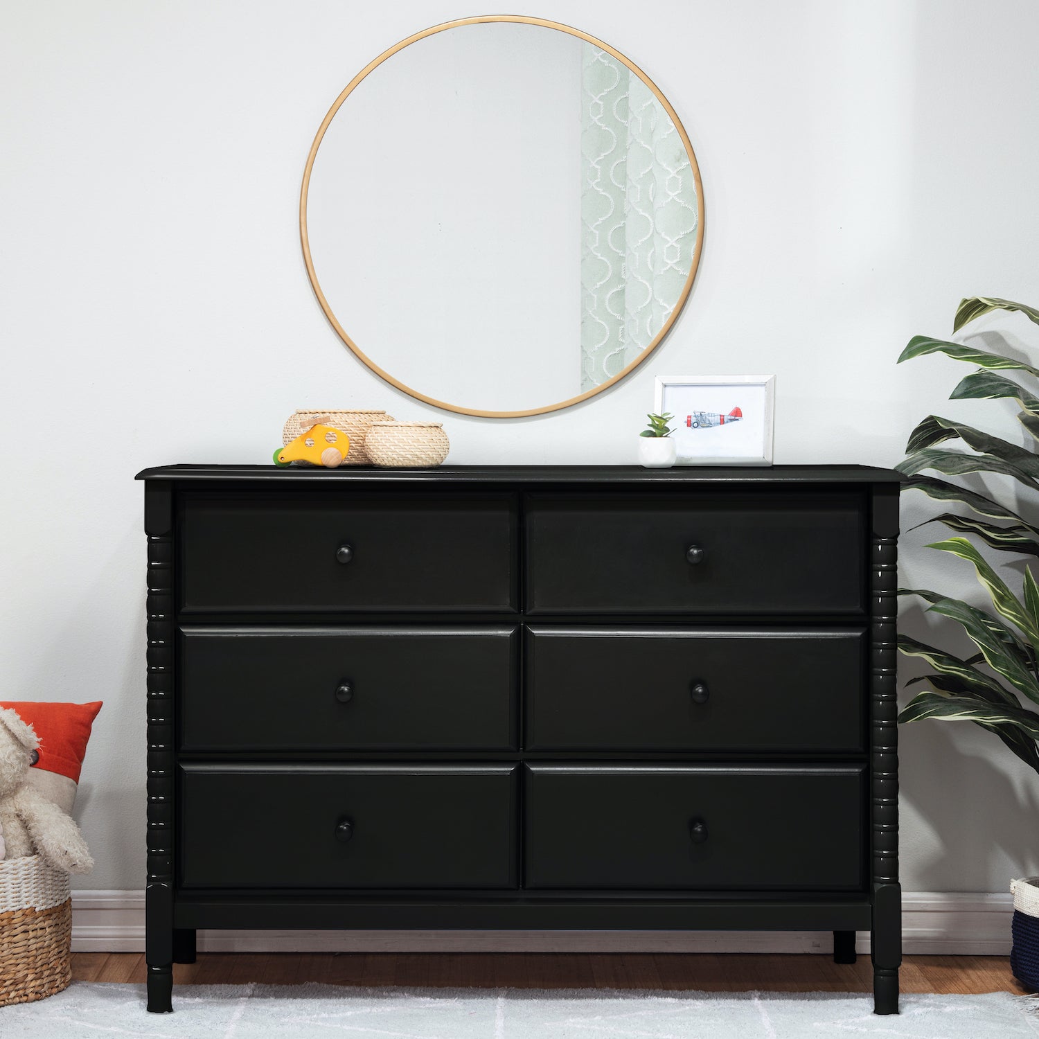 Jenny Lind Spindle 6-Drawer Dresser