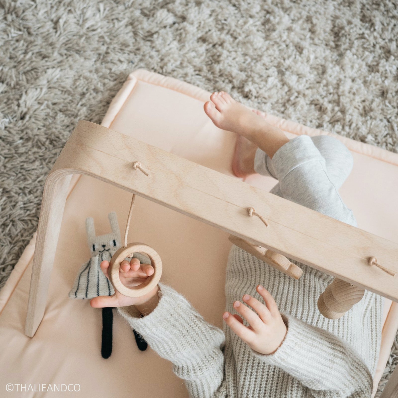 Naho Kit Arch + Toys